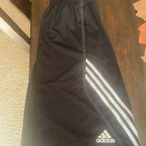 Men's Adidas basketball shorts medium